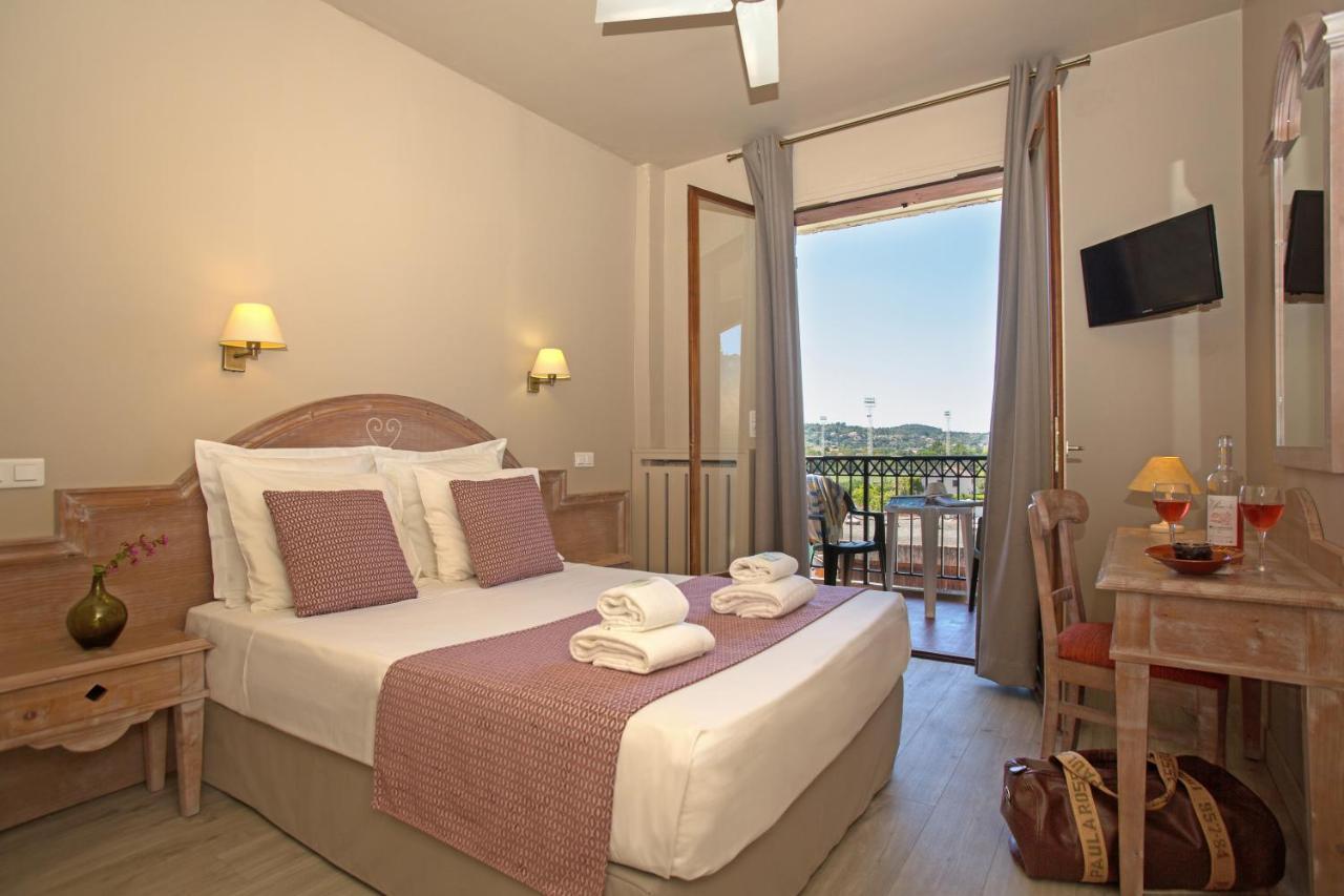 Hotel Ulvf Castel Luberon 3*