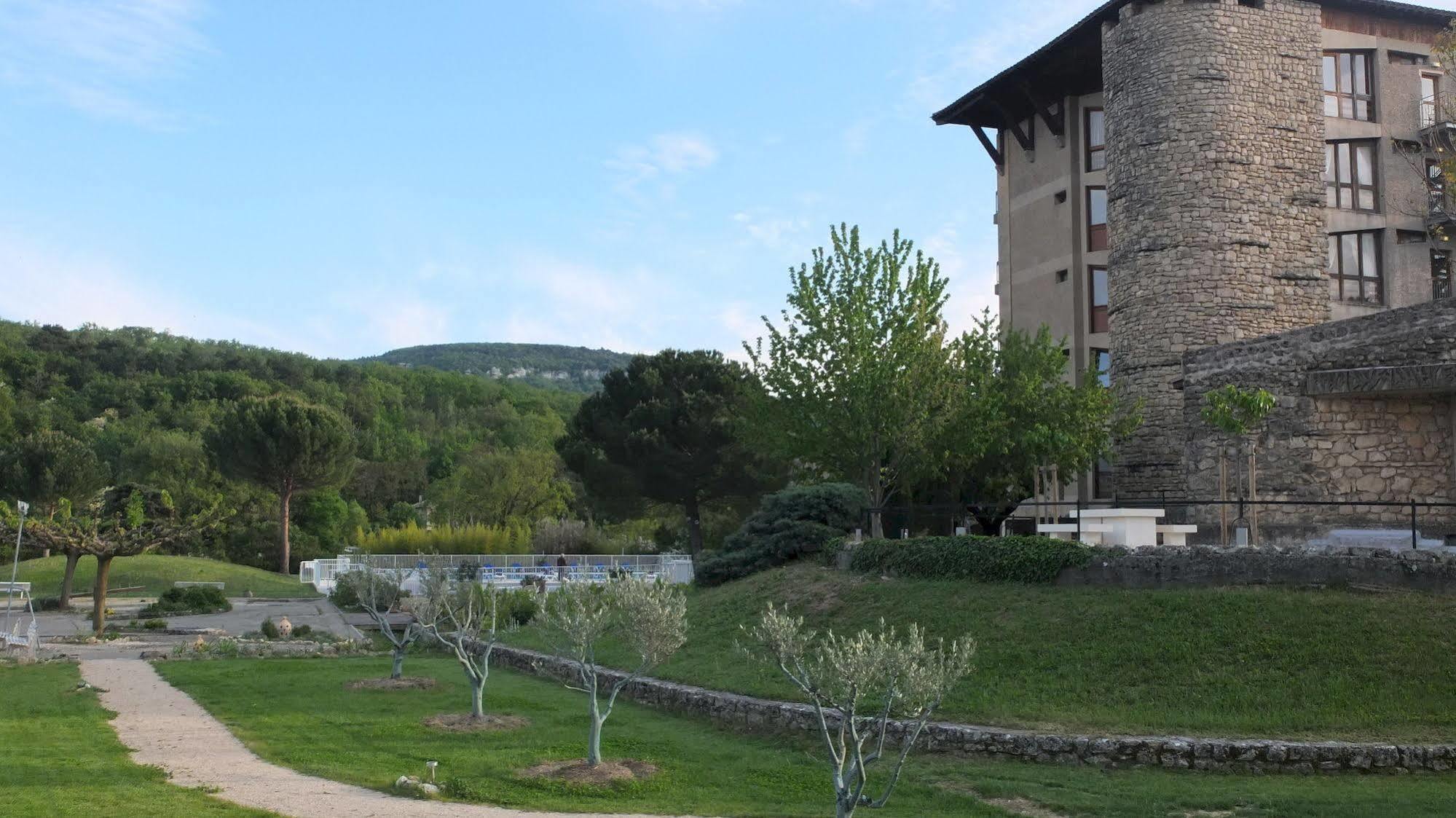 Ulvf Castel Luberon Hotel 3*